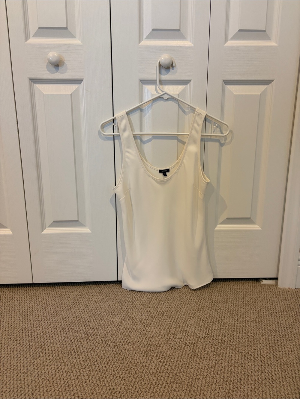 Express Cream Scoop Neck Camisole